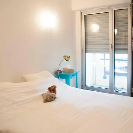 Design With Large Balcony And Parking Daire Paris