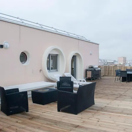 Daire Design With Large Balcony And Parking Paris