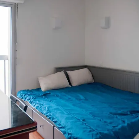 Design With Large Balcony And Parking Daire Paris