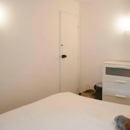 Design With Large Balcony And Parking Paris